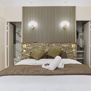 Champs Elysee Bu Prestige Apartment
