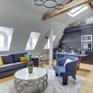 Apartment Elegant 2bdr 6p Near Champs Elysees *