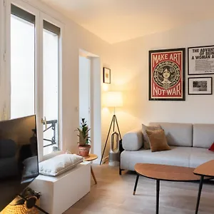 Comfortable T2 - Sacre Coeur View Apartment