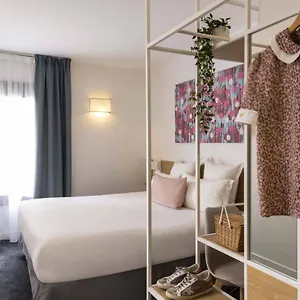 Hotel Louis Blanc Parijs