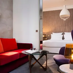 Dupond-smith 5*
