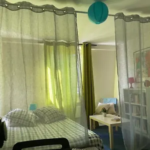 Charmant Studio Sous Les Toits De Apartment Paris