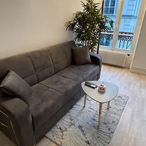Situe Dans Le 9eme Arrondissement, A Deux Pas Du Sacre-coeur Apartment