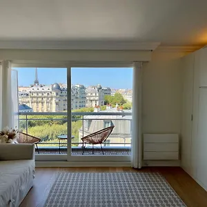 Parisian Elegance With Eiffel Tower View * Paris