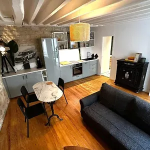 11e - Chez Romain Apartment Paris