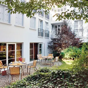 Adagio Montmartre 4* Paris