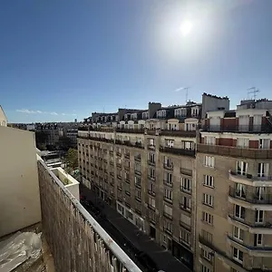 Apartment Sur Les Toits De