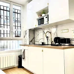 Apartment - 11th *
