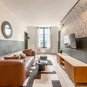 Appartement 42#opera #louvre #paris02 #2bedrooms #ac *