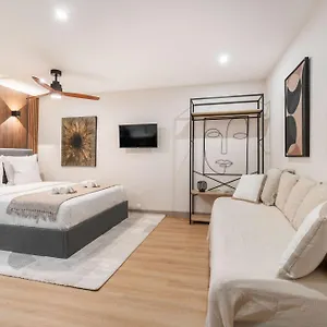 For 4 People Near Montparnasse