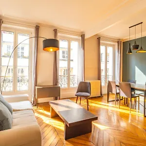 4 Guests Flat - Turbigo Appartement
