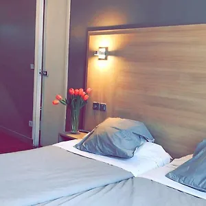 Bristol Republique Hotel 3*