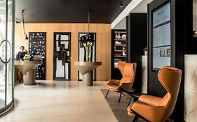 Mercure Paris 17 Batignolles Exterior photo