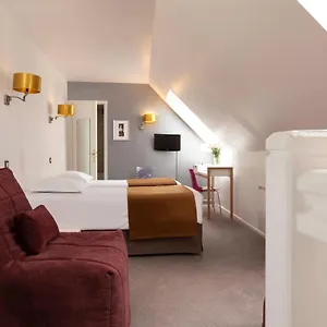 Le Hameau De Passy Hotel 2*