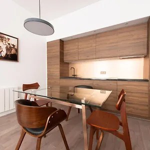 Apartment Semaphore *