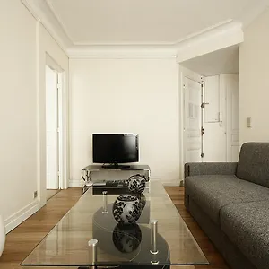 Apartment Bridgestreet Champs-elysees Paris
