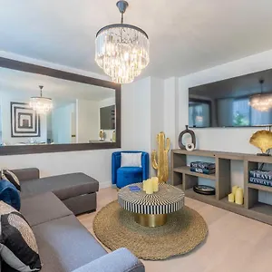 Cozy 1br4p - Ienatrocadero Apartment