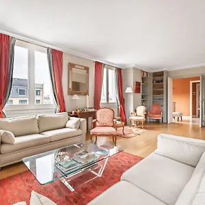 Apartment Veeve - A Romance In Rouge Paris