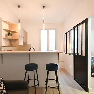 Cozy Flat Nearby Arc De Triomphe, Champs Elysees & Palais Des Congres * Paris