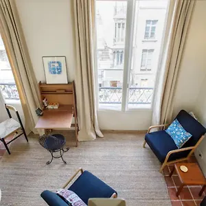 Beautiful Duplex - Latin Quarter Apartment Paris