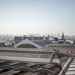Les Deux Gares Paris