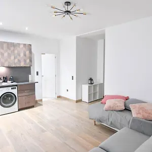 Sacre-coeur Basilica Apartment Paris