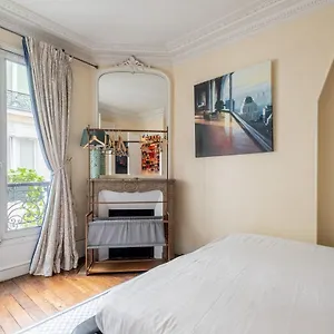 Veeve - Sunrise Synergy Apartment