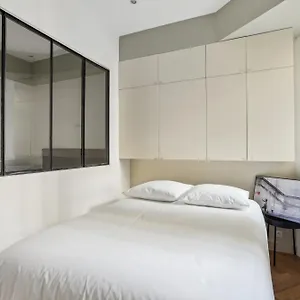 Beau 3 Pieces Rue Poissonniere *