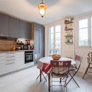 Apartment Veeve - Eiffel Eminence