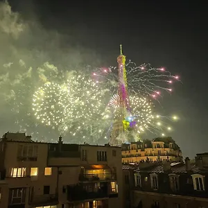 Superb Flat With Iconic Eiffel Tower View Apartment