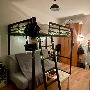 Central Studio 13