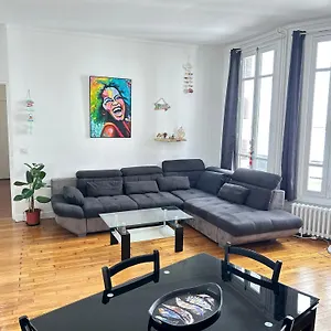 Bel Plein Coeur De Paris
