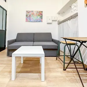 Marais - Canal St Martin 20m2 Apartment *