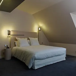 De Nell 5*