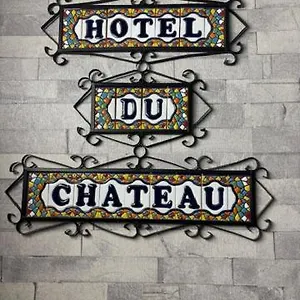 Du Chateau