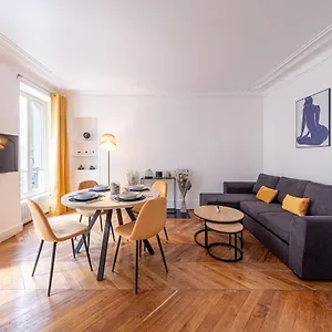 Appart Triomphe Champs Elysees Apartment