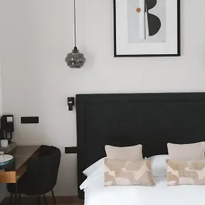 Des Beaux Arts Otel Paris