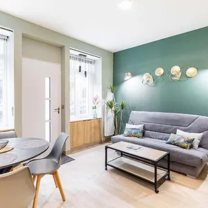 Taste Of Near Montmartre Sacre Coeur Apartment