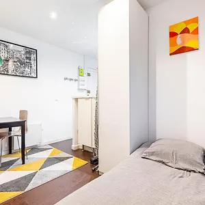 Apartment Guestready - Confortable A 2 Pas Du Louvre