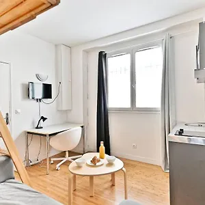 Avec Mezzanine Boulevard Voltaire Apartment Paris