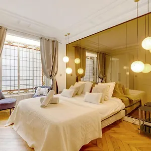 Apartment Luxurious Flat Champs Elysee