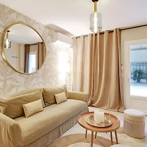 Holiday home With Terrace - Parc Monceau Paris