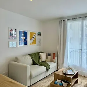 Apartment Newly Refurbished Modern Paris