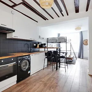 Spacious Studio Cute Neighborhood - Place D'italie Apartment Paris