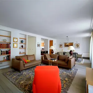 Rue De L'universite - 7 Apartment Paris
