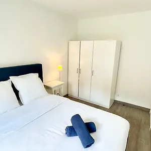 Avec Balcon, 5 Personnes *