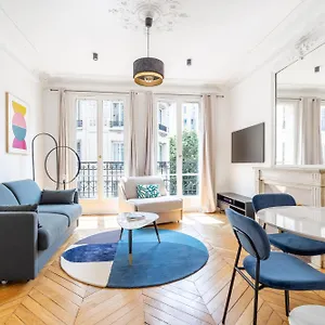 Appart hôtel Hotelhome 16
