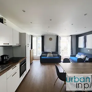 Urban Flat 17 - Pretty 3 Bedroom Flat In
