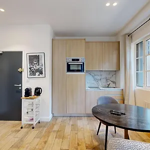Apartment Bluestay 26 - Charmant Studio A *