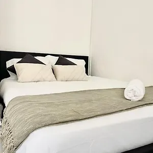 Perfect Studio Apartment Paris
